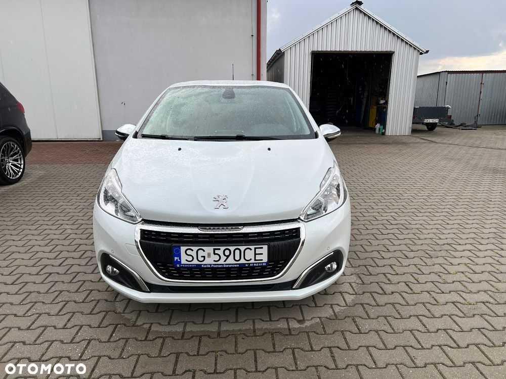 Peugeot 208 1.2 PureTech GPF Allure S&S - 6
