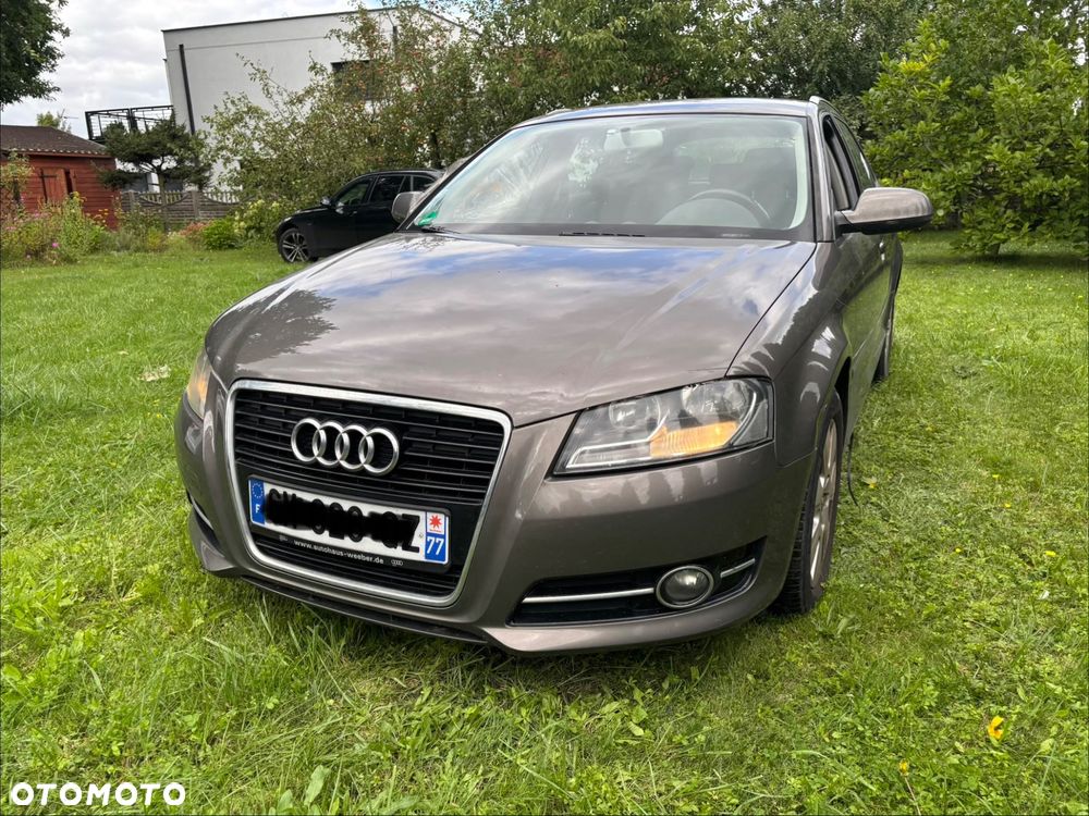 Audi A3 Sportback - 1