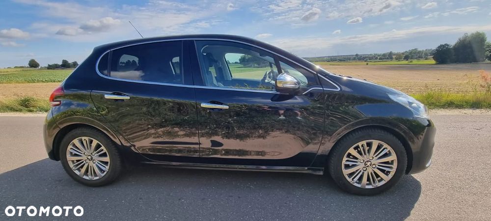 Peugeot 208 1.2 PureTech Allure S&S EAT6 - 3