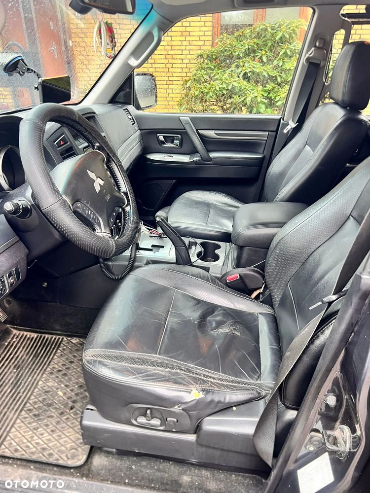 Mitsubishi Pajero 3.2 DID Intense - 14