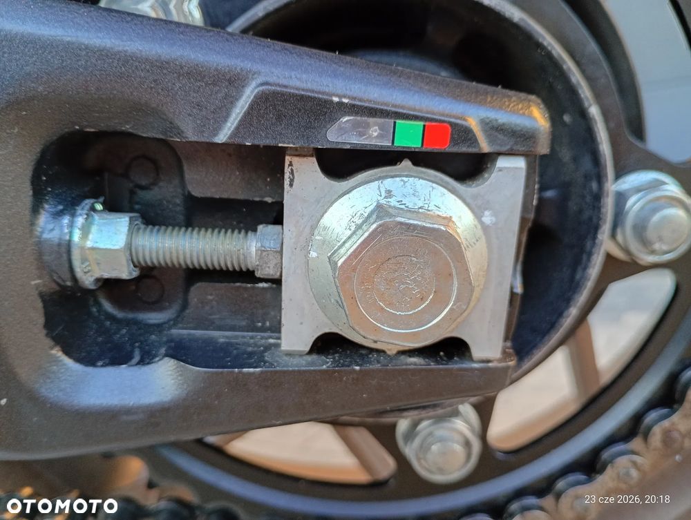 Honda CB - 8