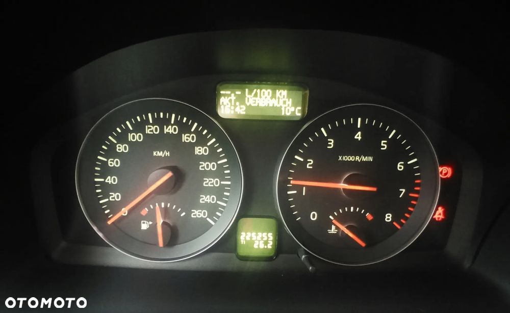 Volvo V50 - 10