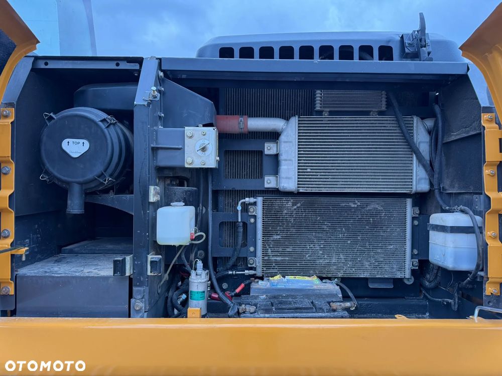 Case CX 210 C, 800mm track - 18