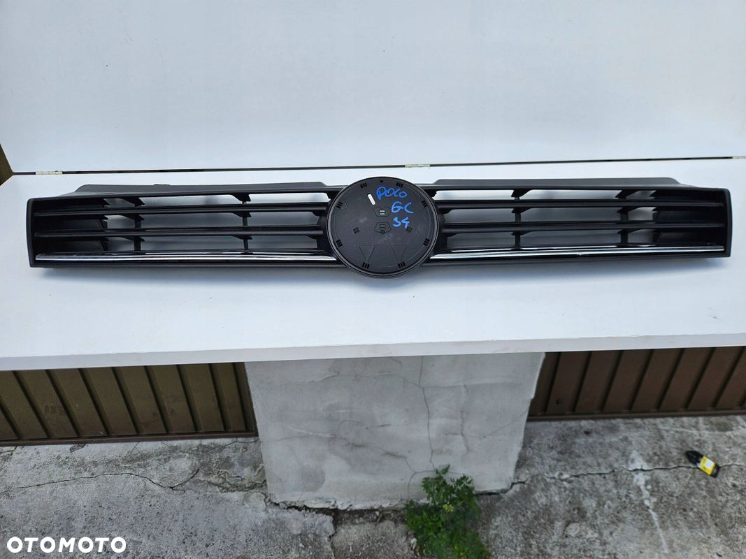 Volkswagen Polo 6C0 Grill Atrapa zderzaka przedniego przód - 4