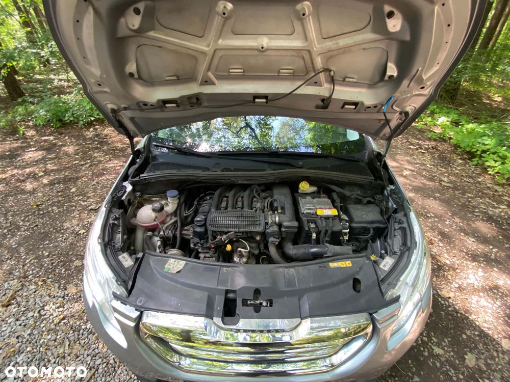 Peugeot 2008 - 10