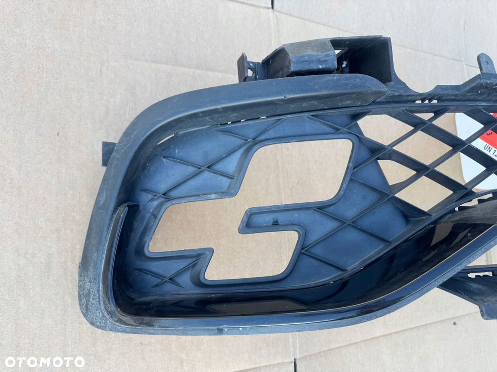 zderzak listwa kratka renault clio iv 4 rs trophy oryginał - 2