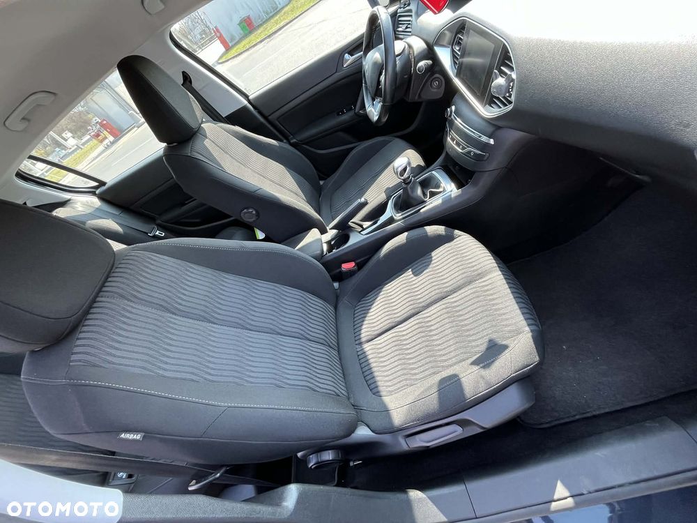 Peugeot 308 125 THP Active - 15