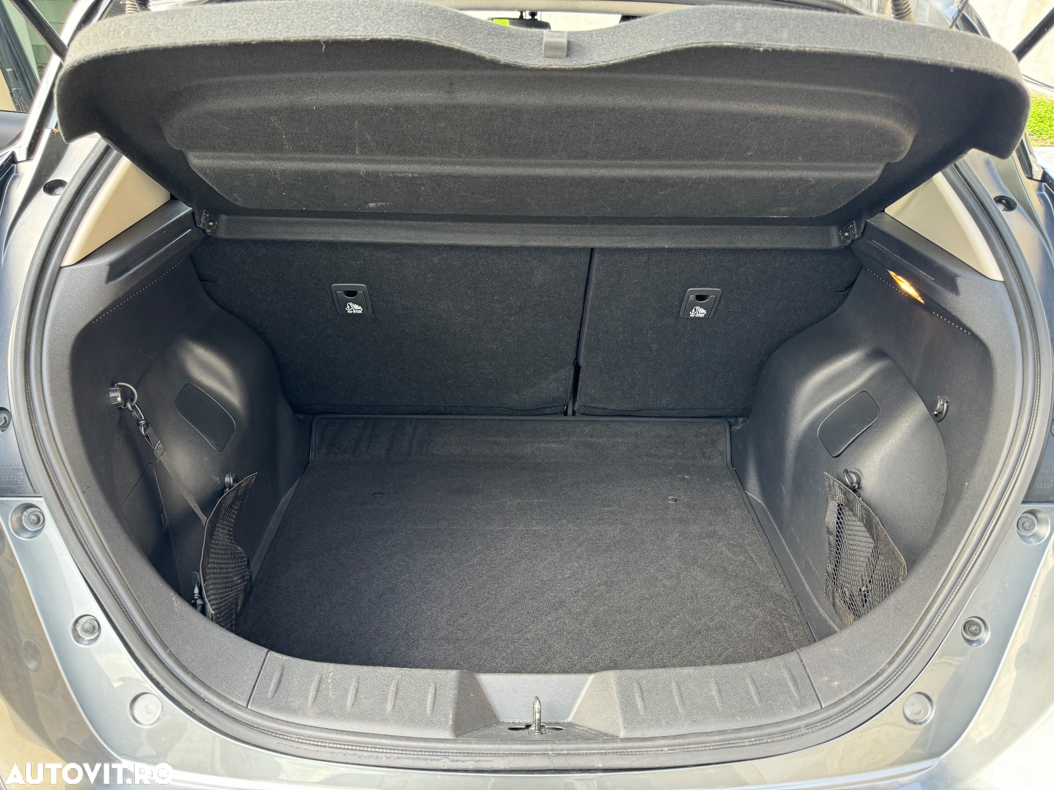 Nissan LEAF N-Connecta - 6