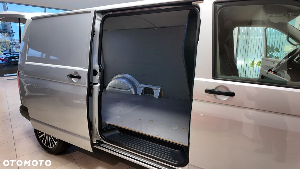 Volkswagen Transporter - 38