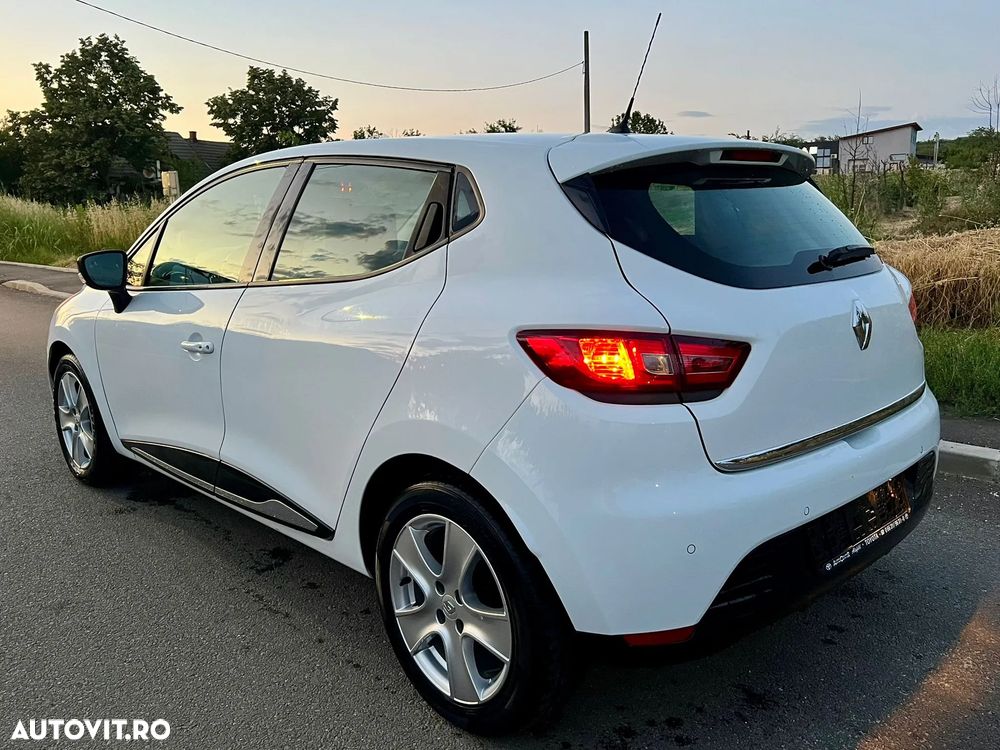 Renault Clio 1.2 16V 75 Dynamique - 4