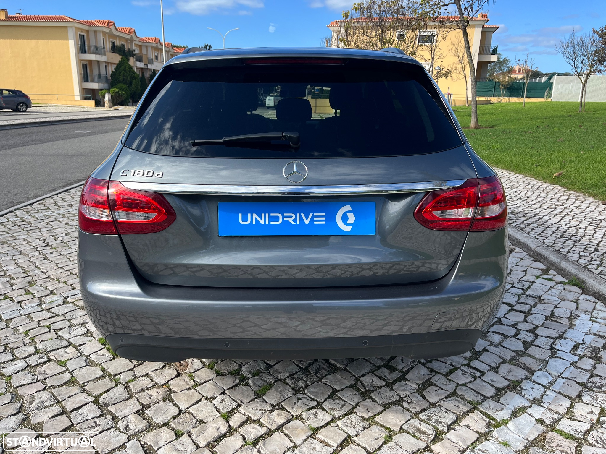 Mercedes-Benz C 180 - 6