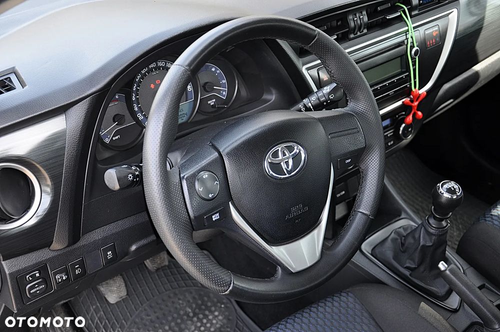 Toyota Auris 1.4 D-4D Luna - 14