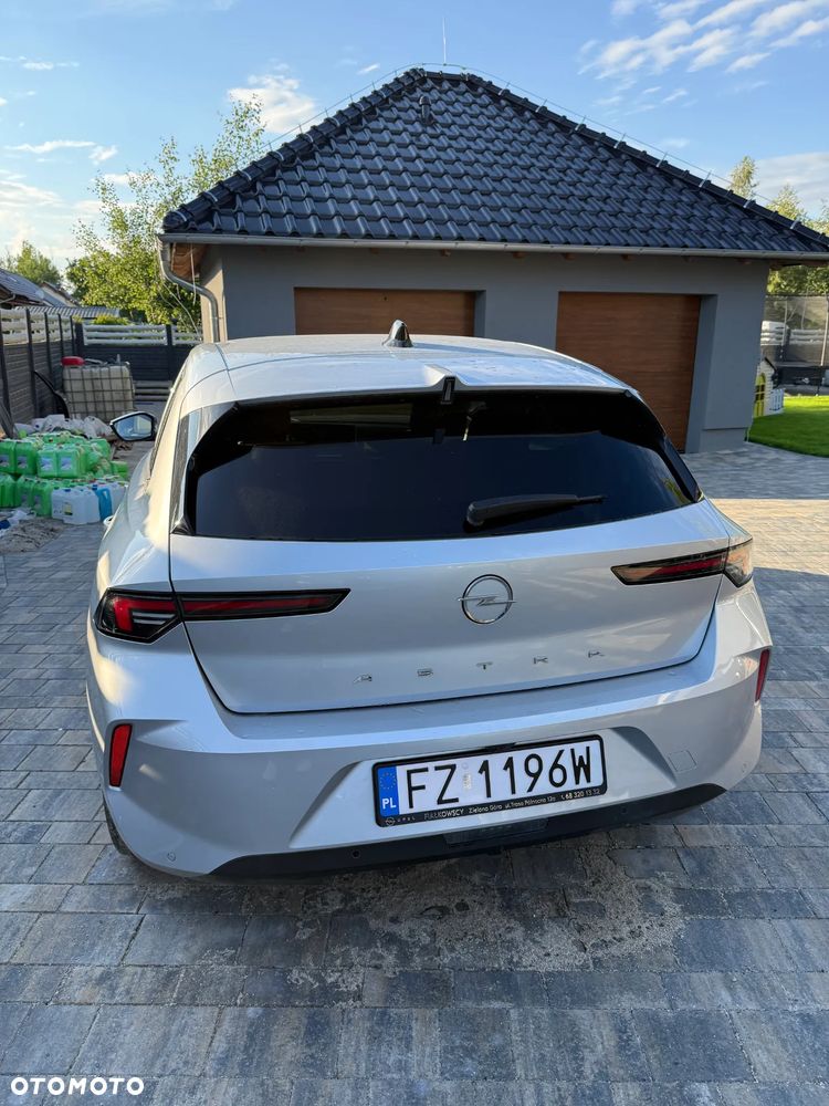 Opel Astra 1.2 T Edition S&S - 3