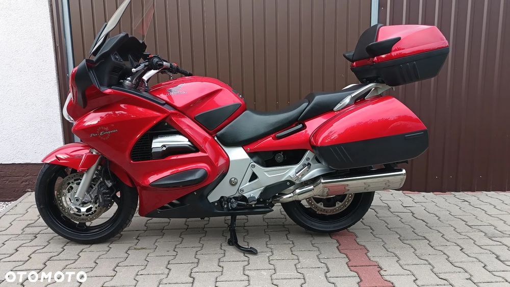 Honda ST - 11