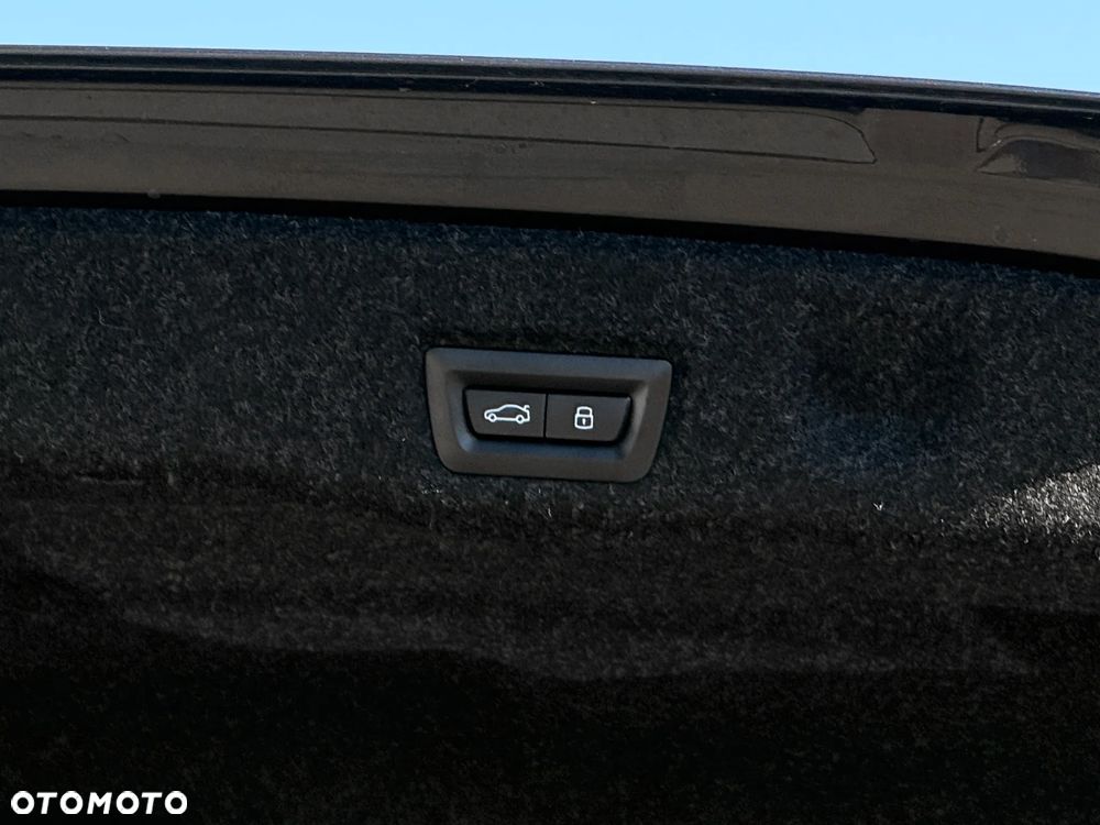 BMW Seria 5 520d - 17