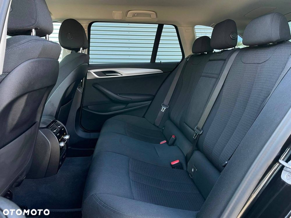 BMW Seria 5 - 13