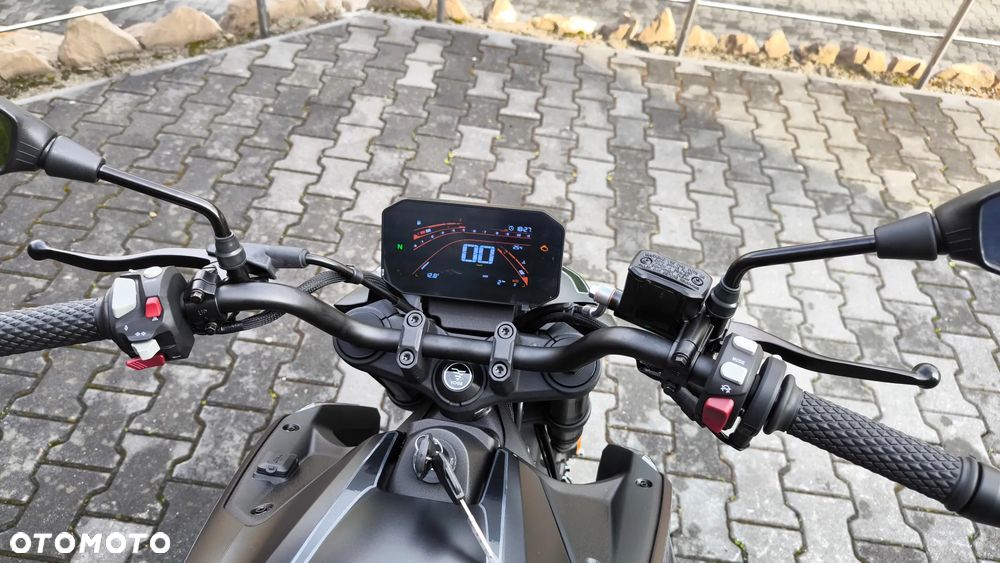 VOGE R125S - 6