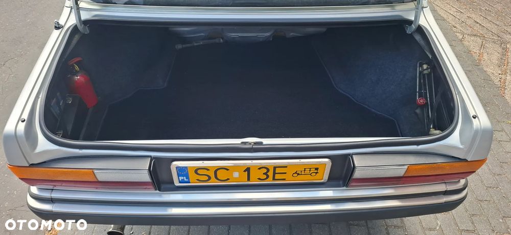 Audi 200 - 26