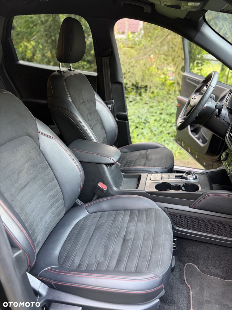 Ford Kuga - 13