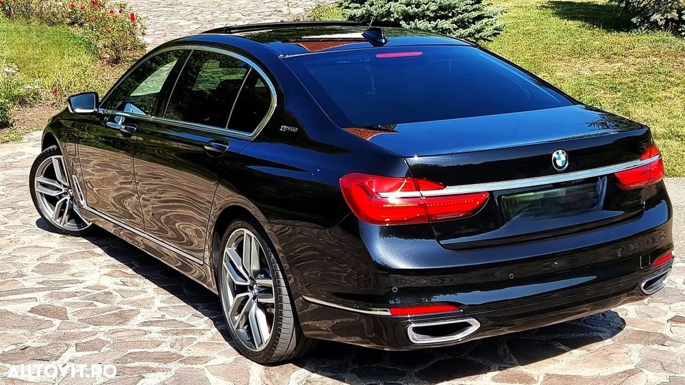 BMW Seria 7 740i - 15