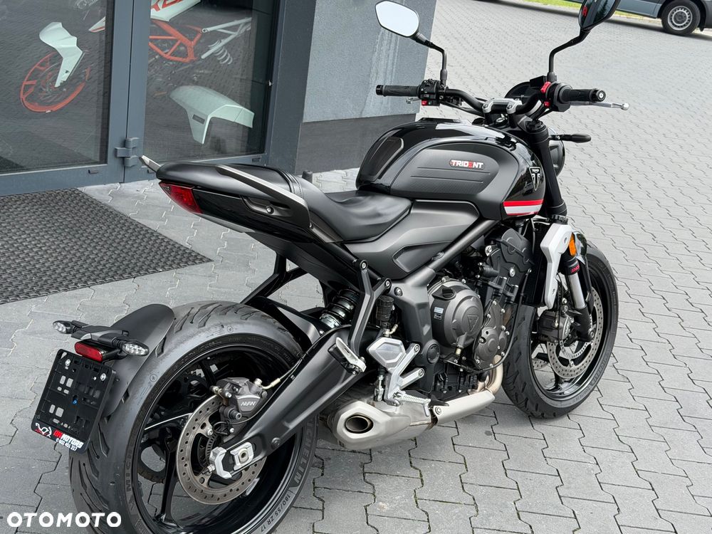 Triumph Trident - 5