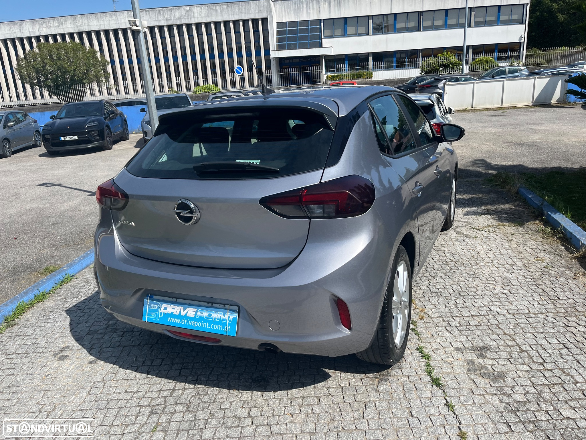 Opel Corsa 1.5 D Business Edition - 9