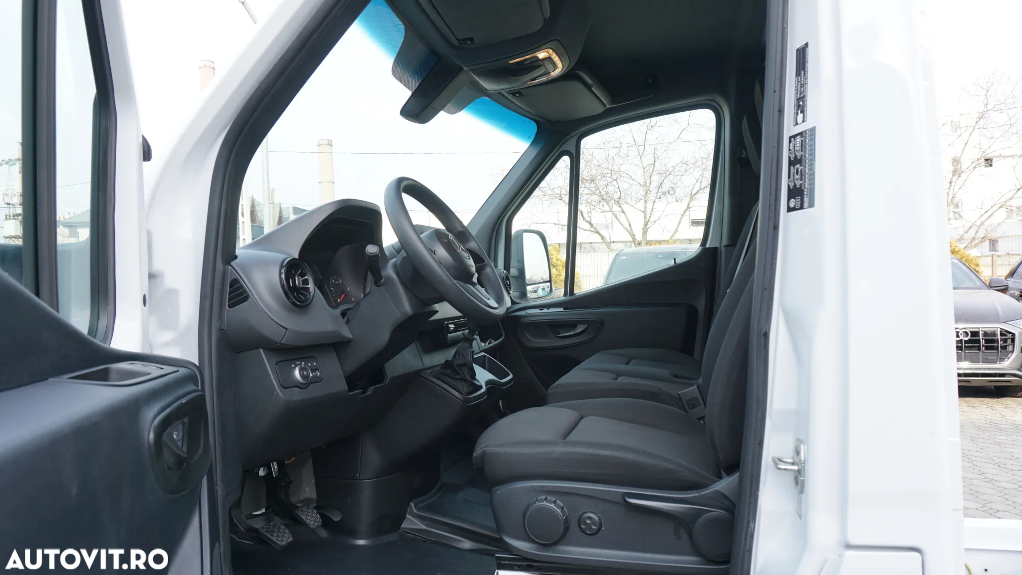 Mercedes-Benz Sprinter - 7