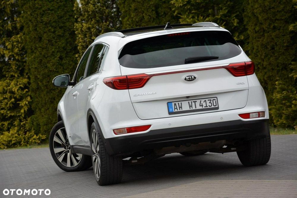 Kia Sportage 2,0 CRDI AWD Platinum - 6