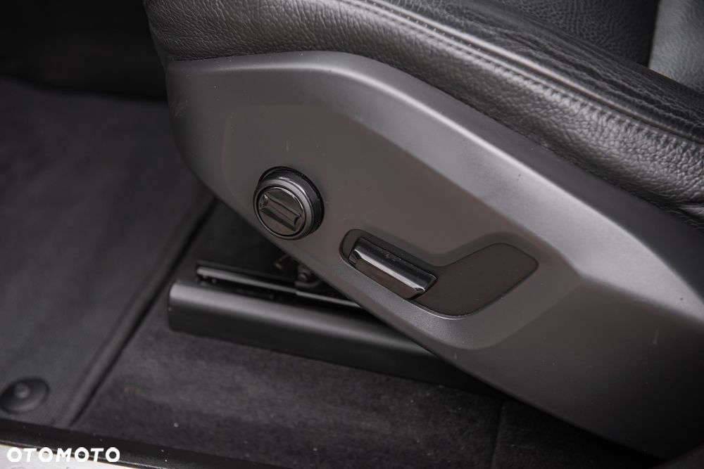 Volvo XC 60 - 17