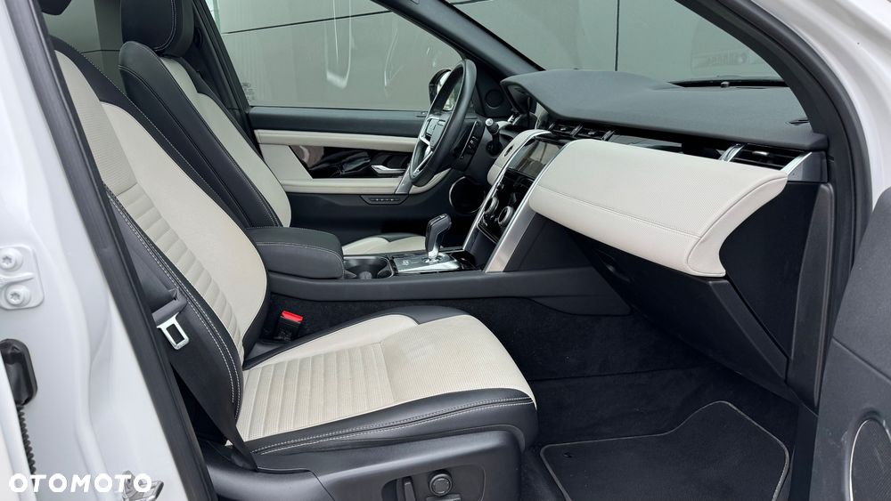 Land Rover Discovery Sport 2.0 P250 mHEV R-Dynamic SE - 12