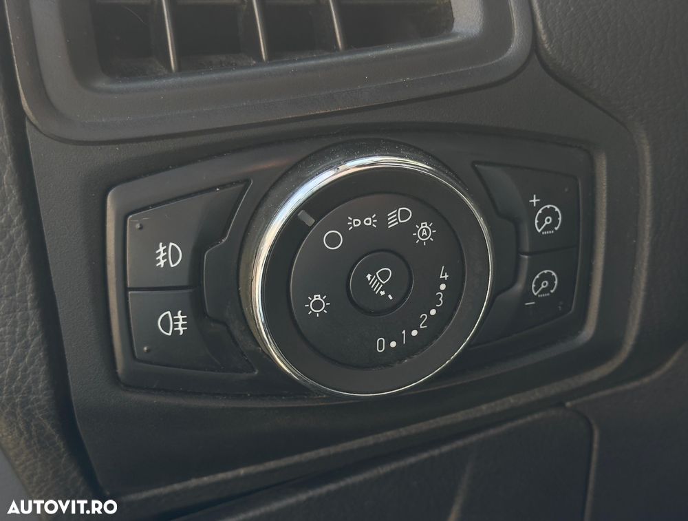 Ford Focus 1.6 TDCI DPF Trend - 10