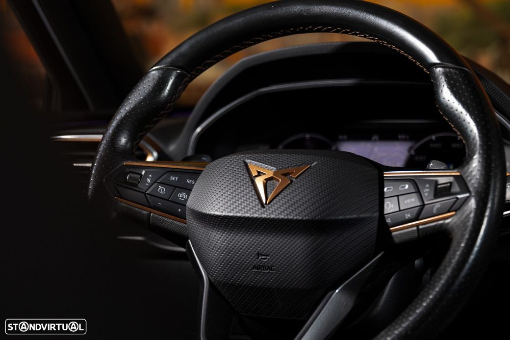 Cupra Leon ST 1.4 e-Hybrid MID DSG - 19