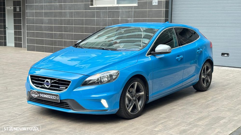 Volvo V40 D2 R Design - 17