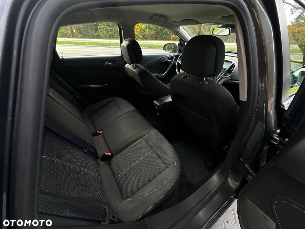 Opel Astra 1.4 Turbo Cosmo - 15