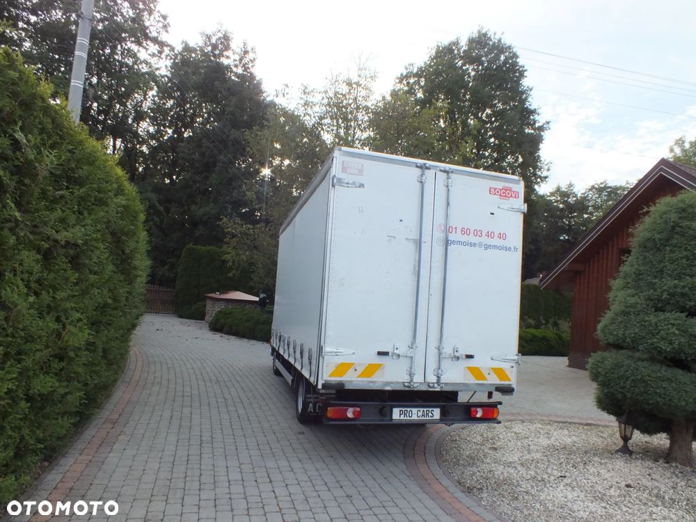 Renault MAXITY - 24