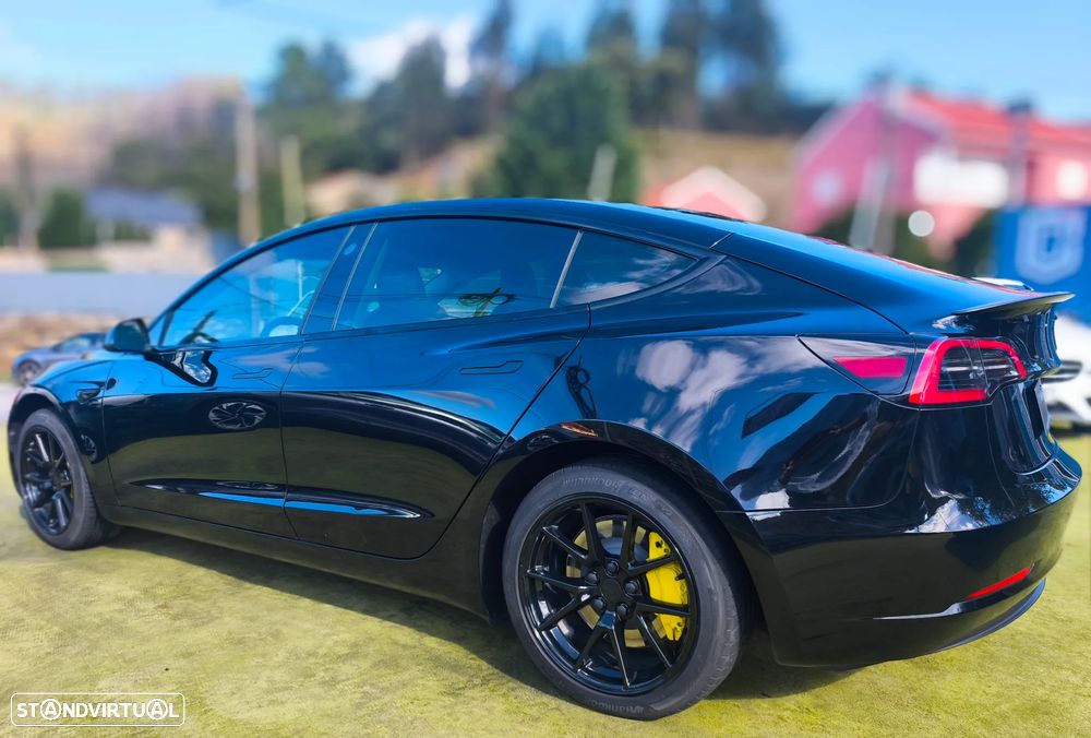 Tesla Model 3 Standard Range Plus RWD - 4