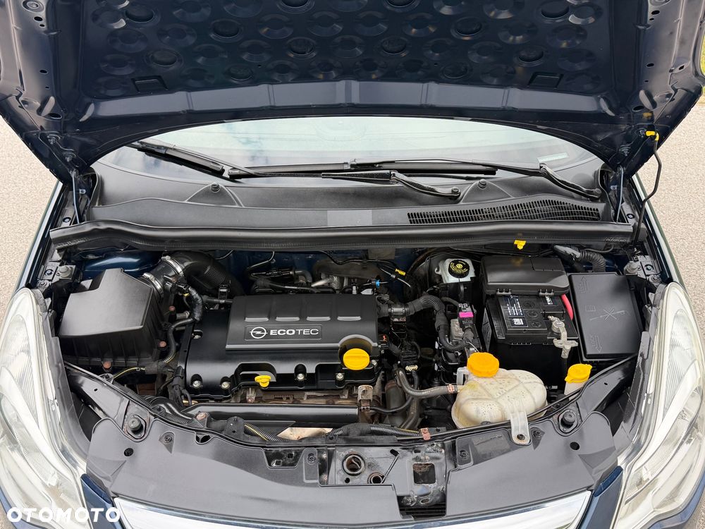 Opel Corsa 1.2 16V Cosmo - 37