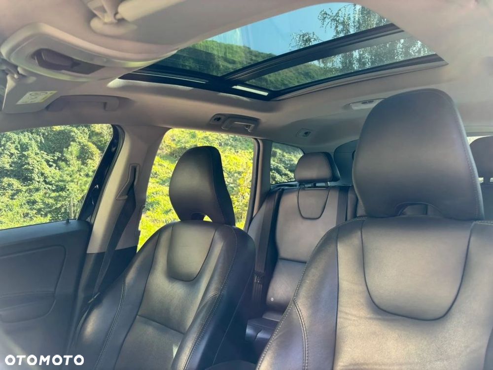 Volvo XC 60 - 3