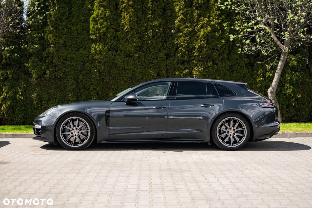 Porsche Panamera 4S - 8