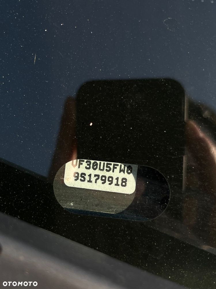 Peugeot 3008 1.6 Premium - 19