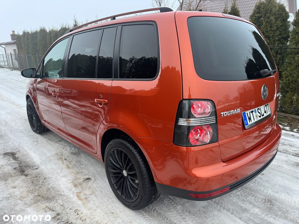 Volkswagen Touran 2.0 TDI Freestyle - 9