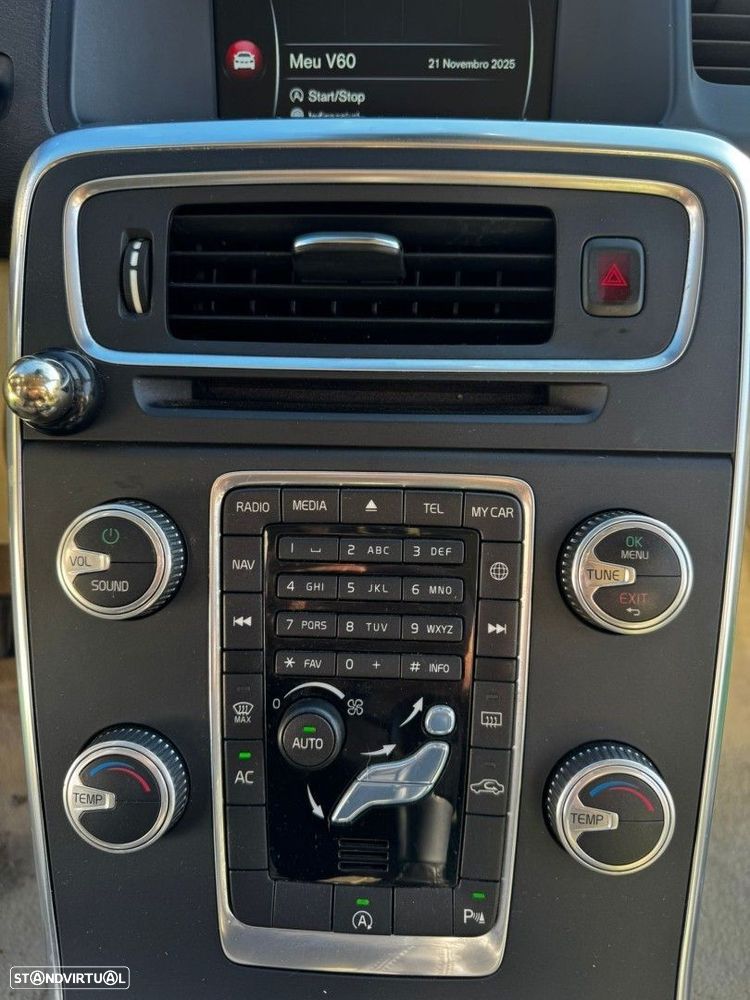 Volvo V60 1.6 D2 Drive Summum Start/Stop - 15