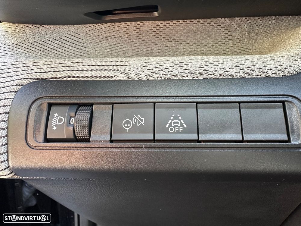 Citroën e-C3 44 kWh Autonomia Conforto Max - 18