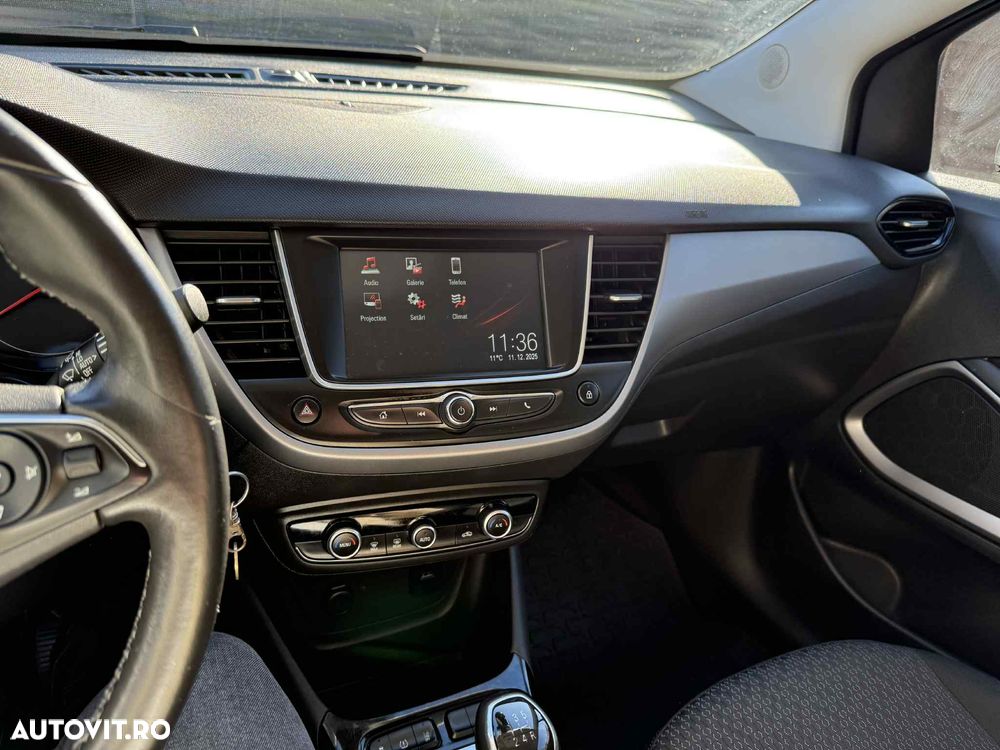 Opel Crossland X 1.2 Innovation - 10