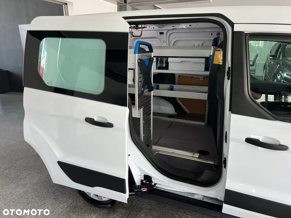 Ford transit Connect - 21