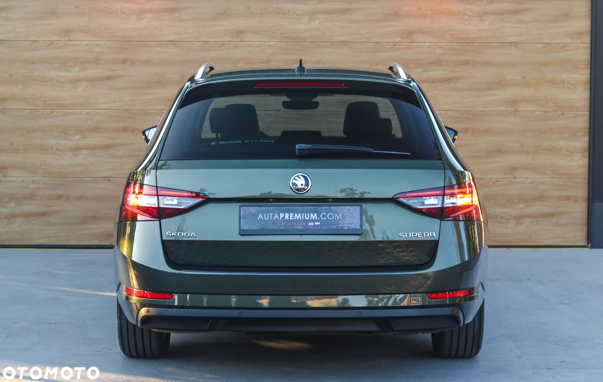 Skoda Superb 2.0 TDI SCR Style DSG - 23