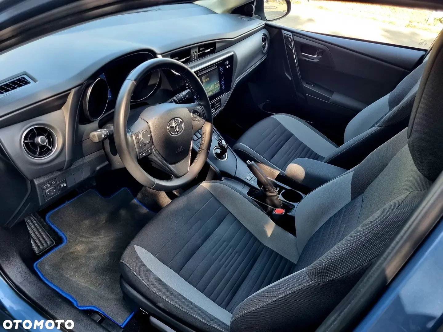 Toyota Auris Hybrid 135 Comfort - 9