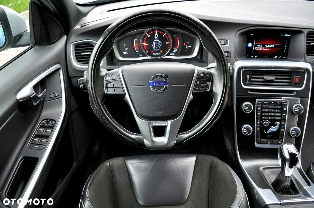 Volvo V60 D3 Drive-E R-Design Momentum - 7