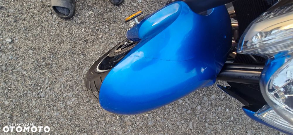 Suzuki GSX 1000 - 21