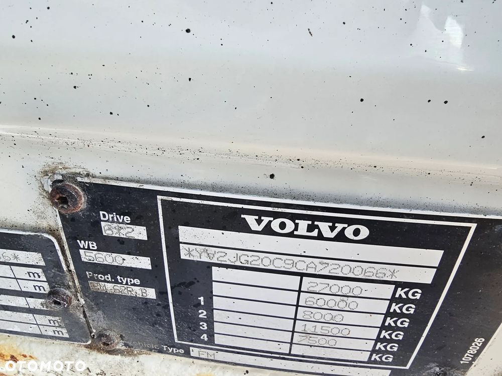 Volvo FM 6X2 - 11
